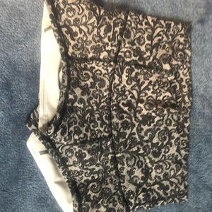 Wunder under yoga shorts